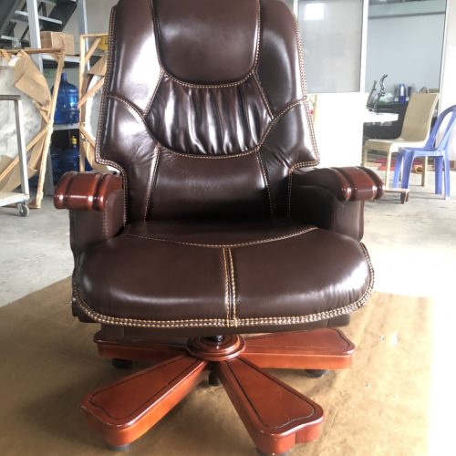 Ghế giám đốc da nhập khẩu GR805 6 Ghe giam doc da nhap khau GR805 3