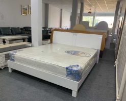 Giường ngủ hiện đại nhập khẩu GR802