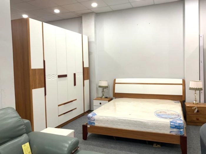 Giường ngủ hiện đại nhập khẩu GR853