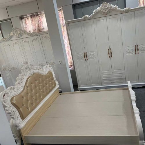 Giường ngủ tân cổ điển nhập khẩu GR 202