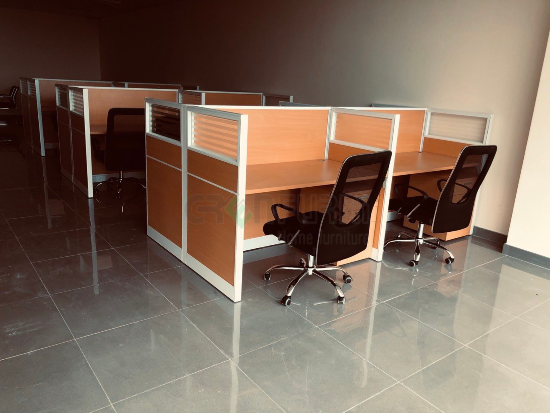 du an phong giao dich q12 greenfurni 4