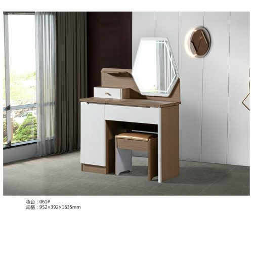 ban trang diem 061 2