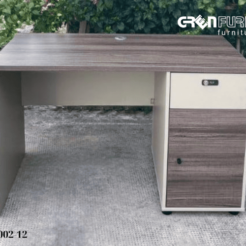 Ban-nhan-vien-nhap-khau-hien-dai-GR002-12-89-