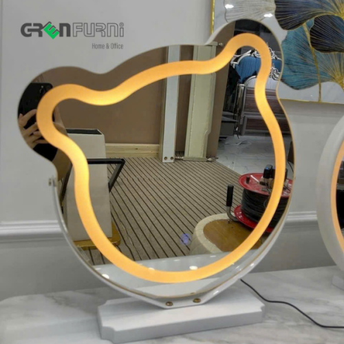 Guong-trang-diem-co-den-Led