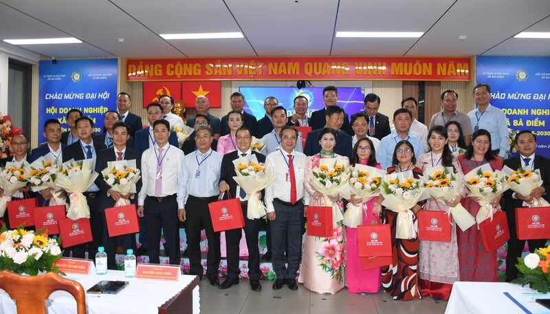 Greenfurni góp mặt tại đại hội hội doanh nghiệp xã Bà Điểm 1 greenfurni-gop-mat-tai-dai-hoi-hoi-doanh-nghiep-xa-ba-diem-5