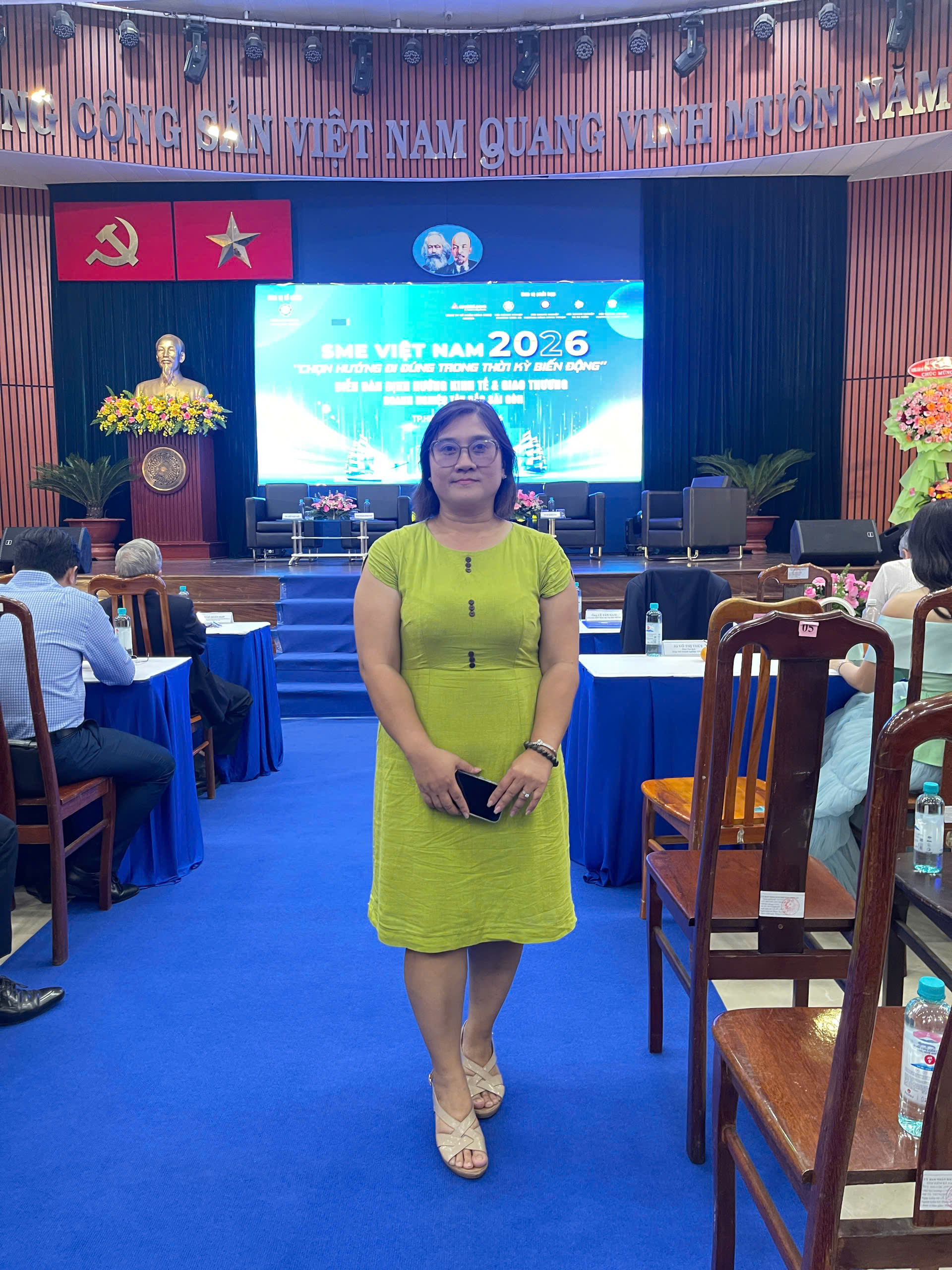 Bà Nguyễn Thị Hồng Hạnh - giám đốc Công Ty TNHH GreenFurni tại buổi tọa đàm