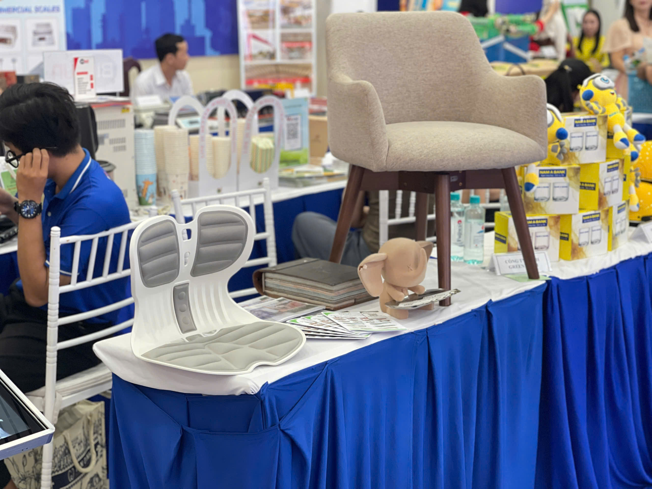 Gian trưng bày các sản phẩm chủ lực của Greenfurni tại sự kiện