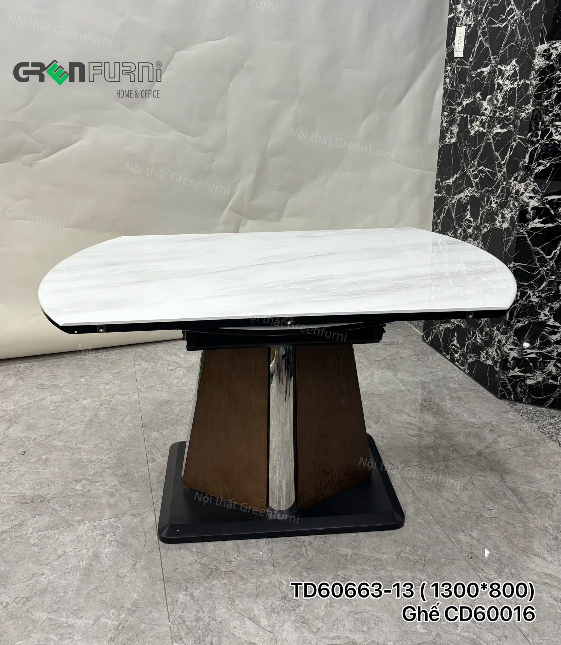 bàn xếp gọn giúp tối ưu diện tích nhà mặt đá Oval GR663