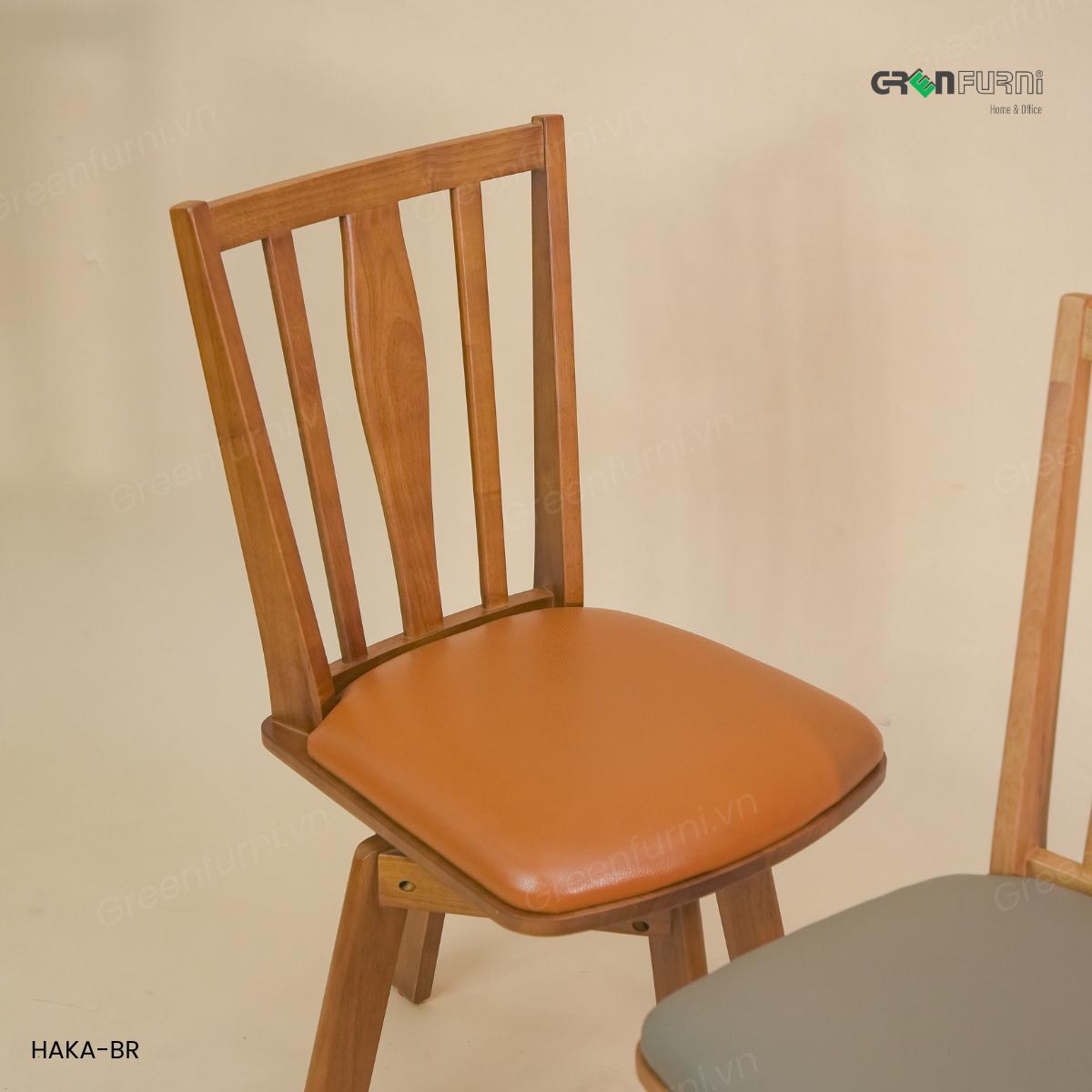 Mẫu ghế gỗ tối giản thanh lịch cho phòng khách tại Greenfurni