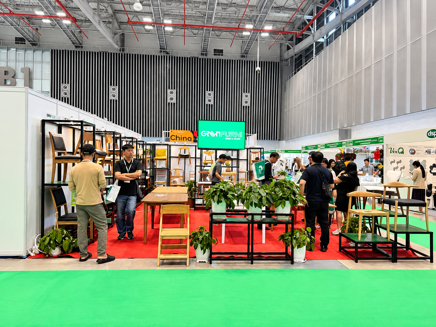 Gian hang noi that GreenFurni tap nap